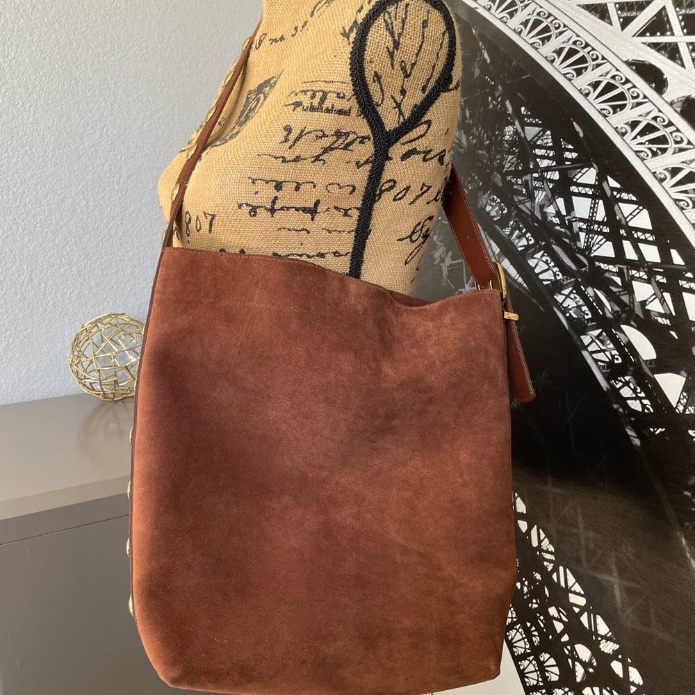 Madewell The Essential Bucket Tote - Soft Mahogany - Picture 7 of 12